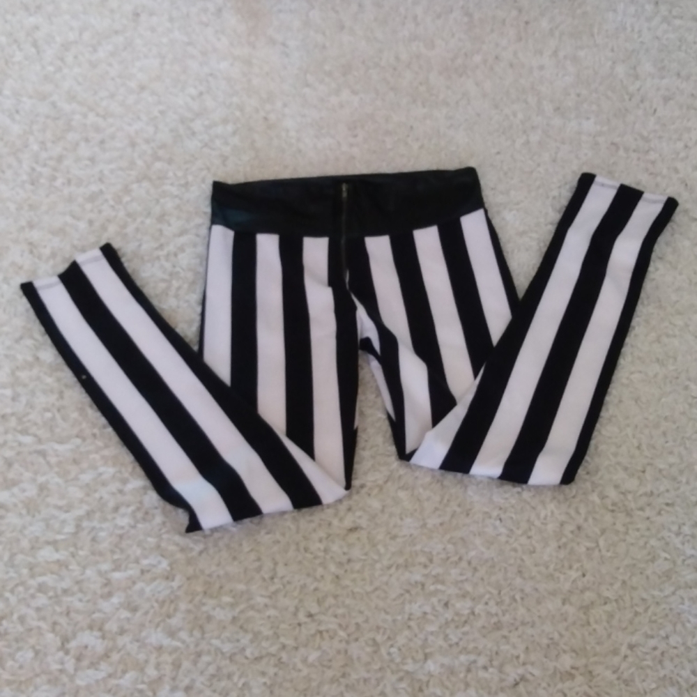 Julia Leggings. - Picture 3 of 5